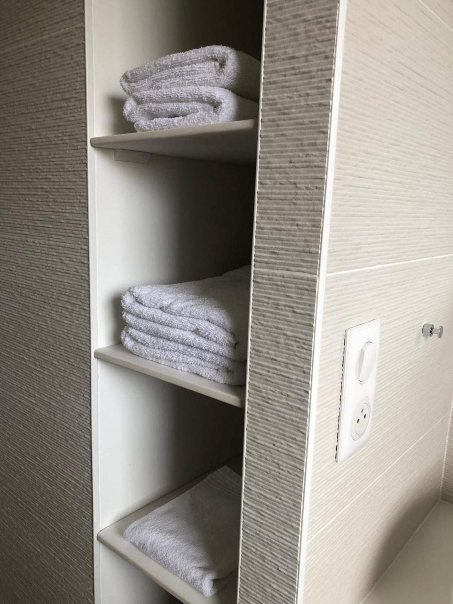 Face A La Mer, Bel Appartement แซงต์-นาแซร์ ภายนอก รูปภาพ